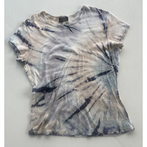 Tryst Woman’s XL Tie Dye Short Sleeve Top In Blue And White.